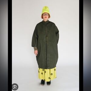 STATE the label Slope coat